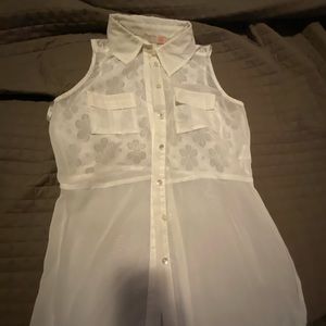 Collard White Gianni Bini blouse